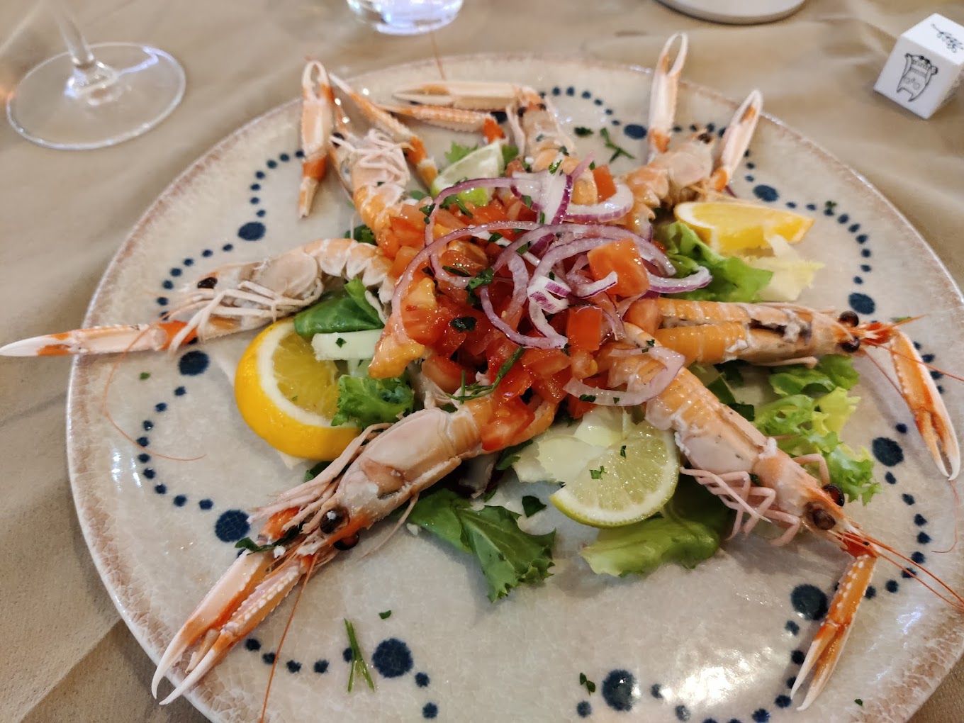Piatti della cucina del Bistrot Le Caveau, ristorante convenzionato con il Residence Venere